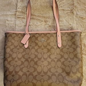 COACH City Zip Signature Coated Canvas F58292